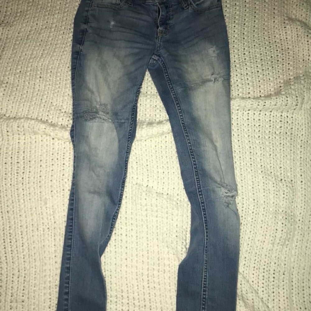 Hollister jeans many pairs